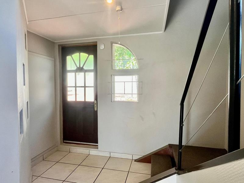 3 Bedroom Property for Sale in Fraaiuitsig Western Cape